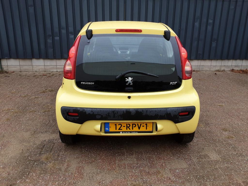 Peugeot 107 1.0-12v xs