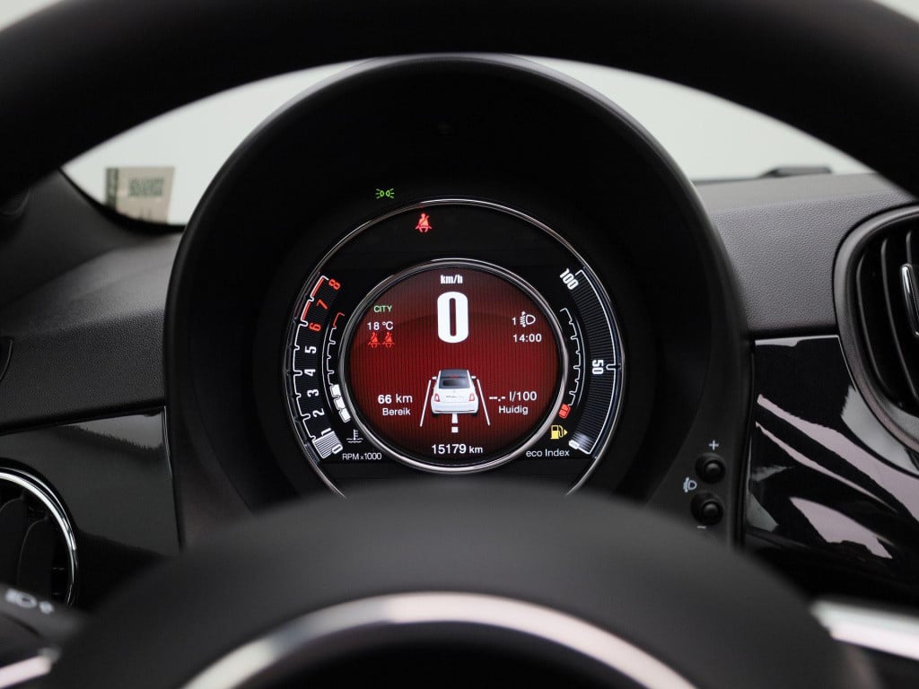 Fiat 500 C 1.0 hybrid dolcevita | navigatie | climate control | virtual coc