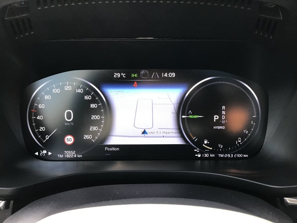 Volvo XC60 t8 390pk recharge r-design| adap.cruise| b&w sound| panodaktrekh