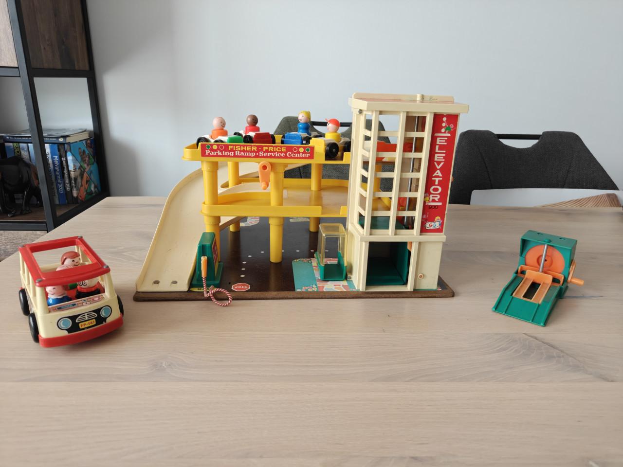 Fisher Price garage
