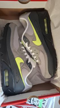 Nike air max