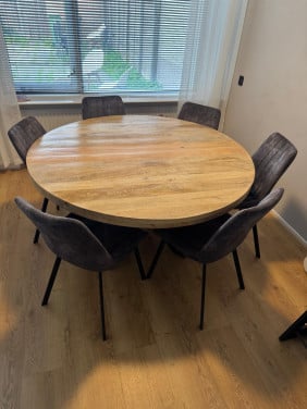Ronde eettafel mango hout met 6 stoelen