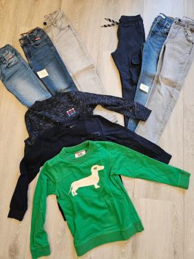 Jongenskleding broeken en shirts 122 / 128