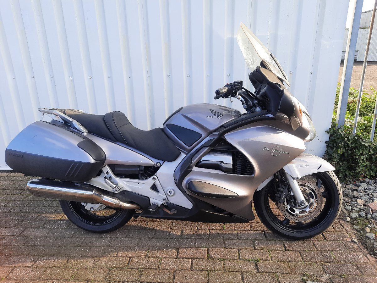 Honda Pan European ST1300 abs uit 2003
