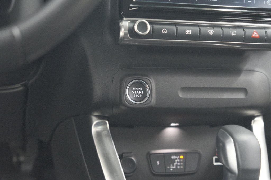 Citroen C3 Aircross puretech 130 eat6 shine | camera | navigatie | parkeers