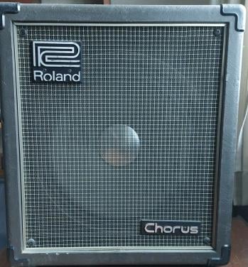 De Roland Cube-60 versterker