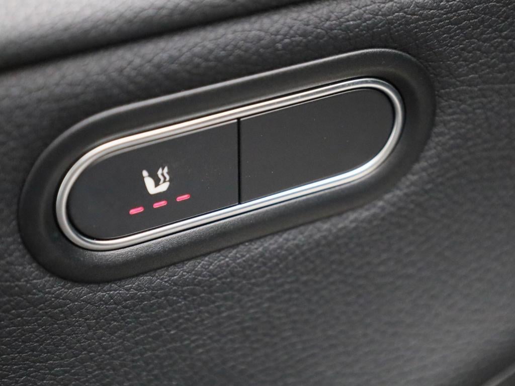 Mercedes-Benz A-Klasse 180 business solution | automaat | navigatie | achte