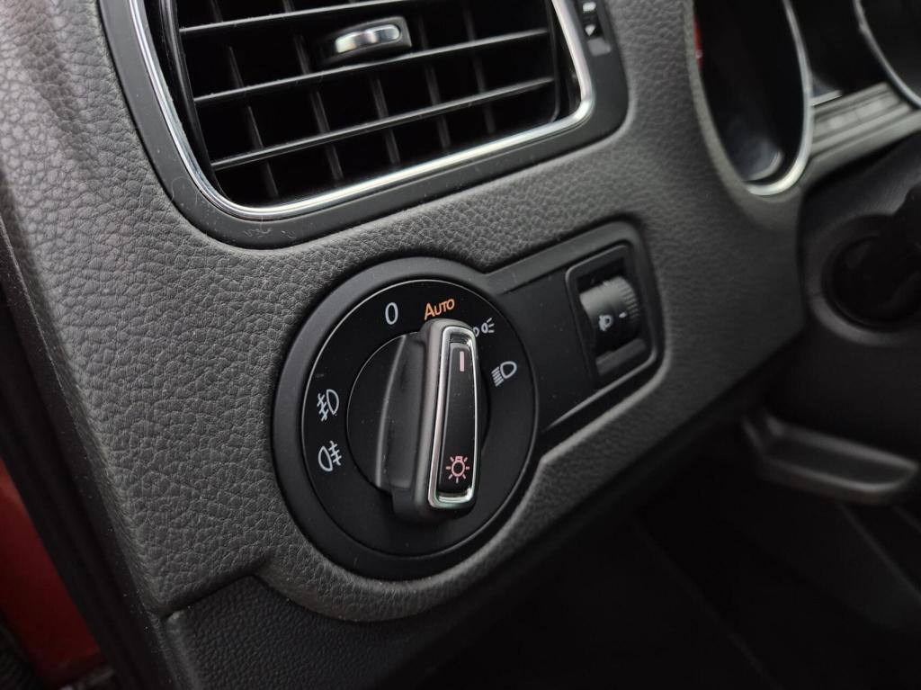 Volkswagen Polo 1.2 tsi comfortline / 5-deurs / airco / cruisecontrol / par