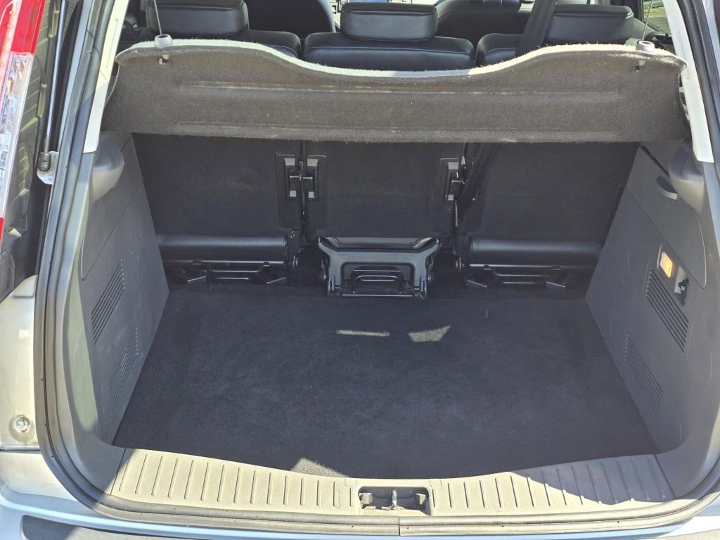 Ford C-max 1.8-16v titanium flexifuel