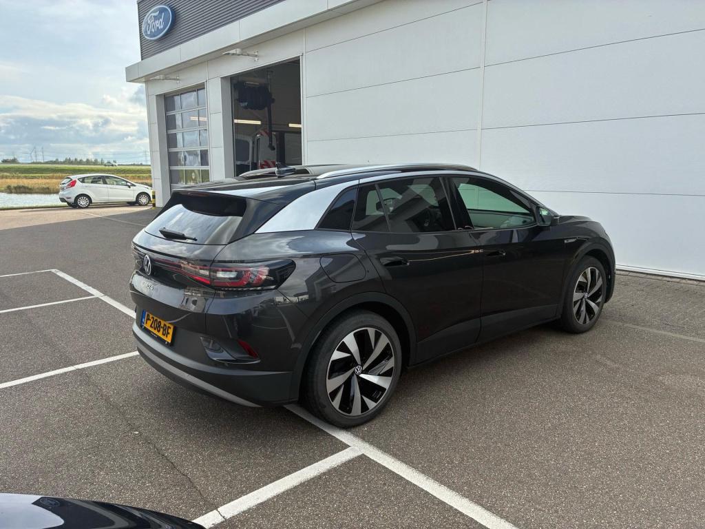 Volkswagen Id.4 first 77 kwh
