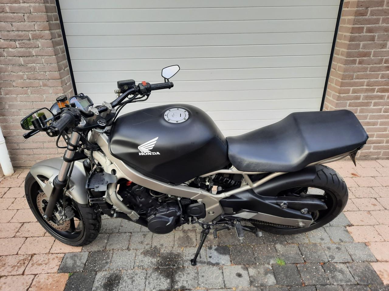 Honda CBR 600F cafe racer