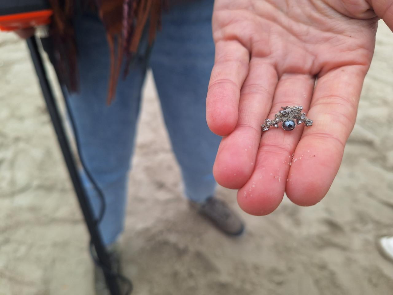 Metaaldetectie workshops op strandlocaties