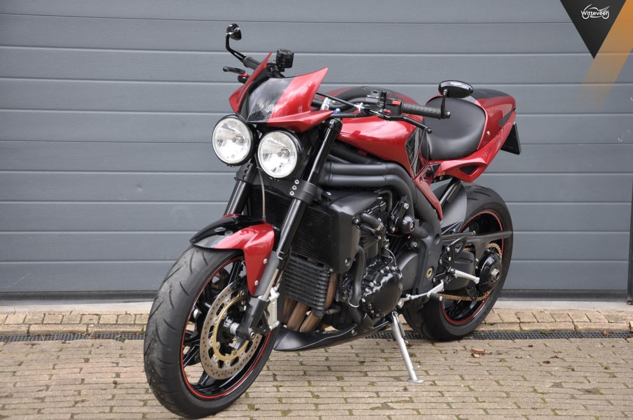 Triumph Speed Triple 1050 Special