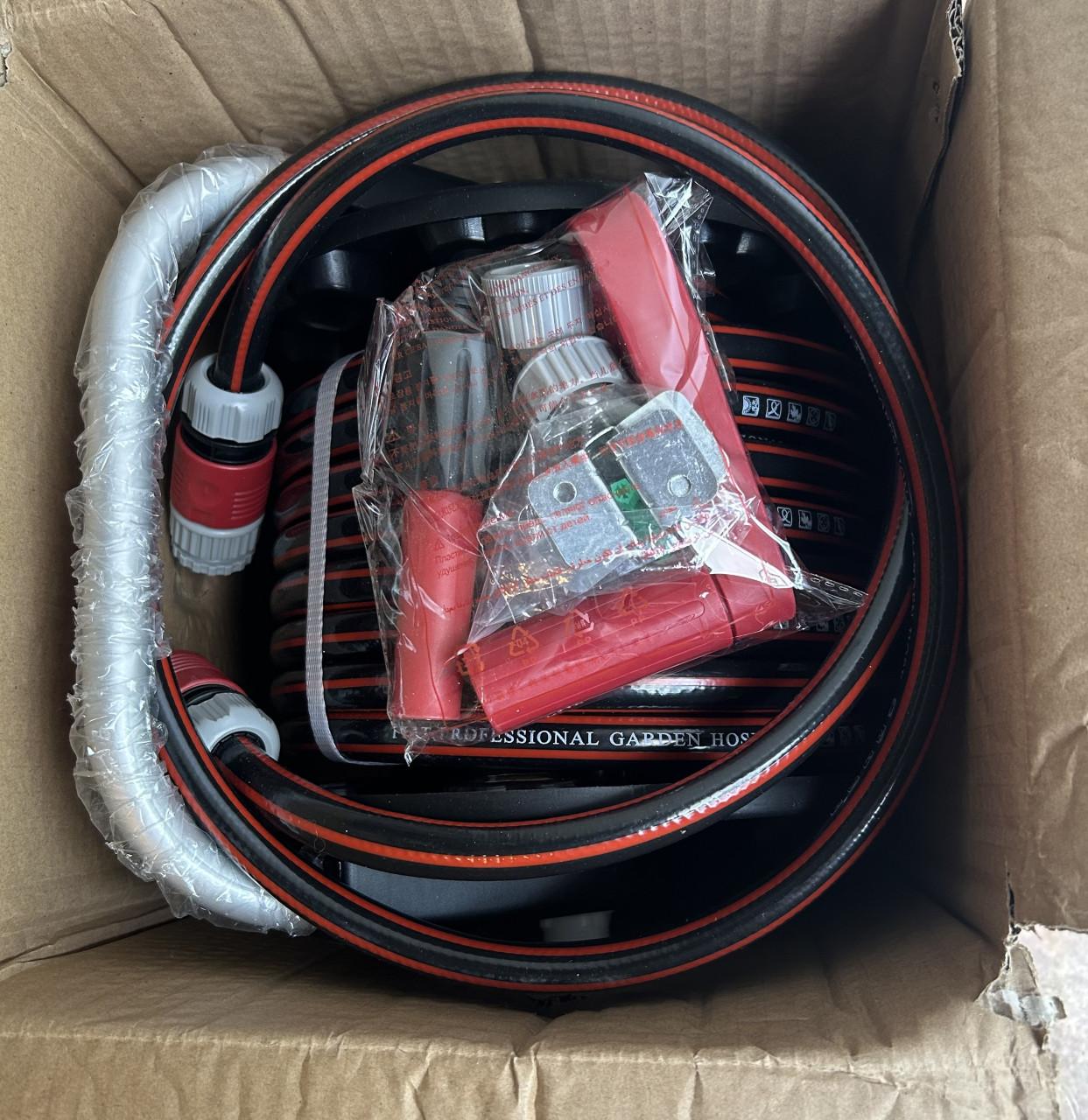 Nieuwe tuinslang op haspel / 20 meter !!