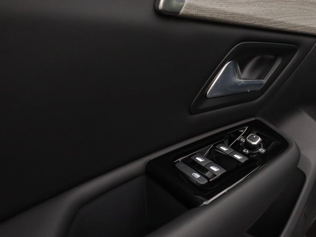 Citroen C5 X plug-in hybrid 225pk automaat max | panoramisch schuif kanteld