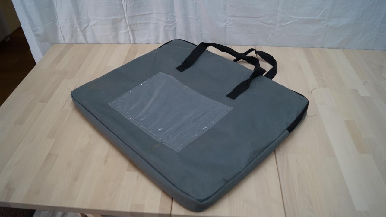 Trixie opvouwbare bench met beschermhoes voor kleine / middelgrote hond.