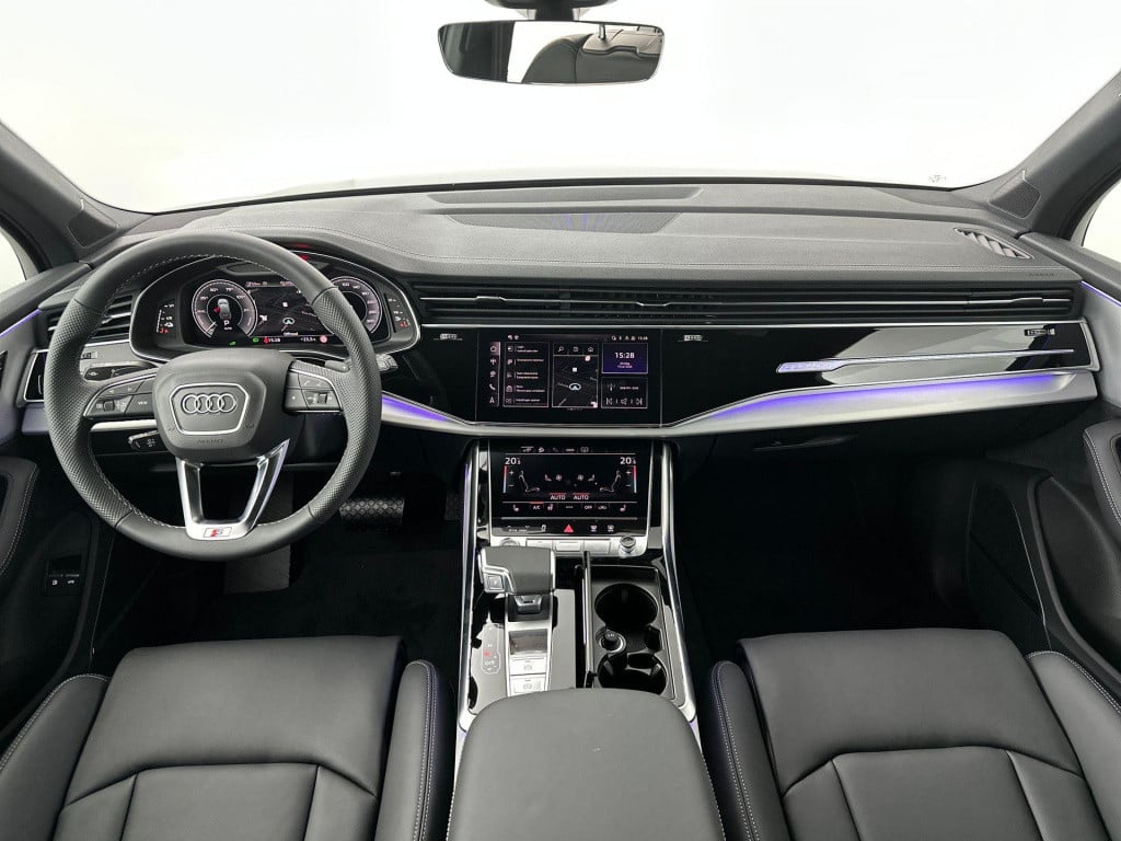 Audi Q7 pro line s 55 tfsi e 290 kw / 394 pk suv 8 versn.