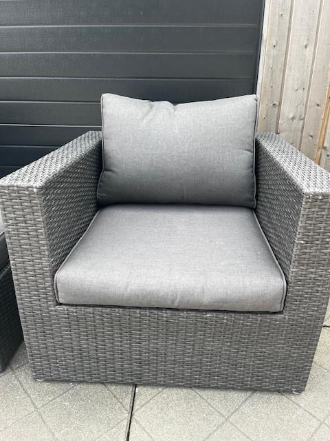 Wicker lounge tuinset (2 fauteuils + bijzettafel + kussens)