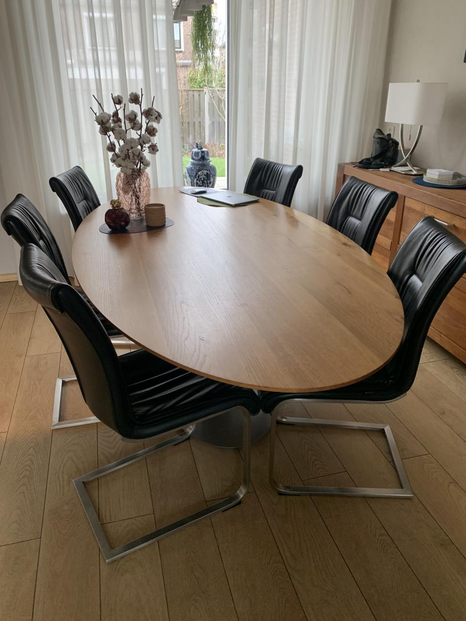 Eettafel ovaal 240cm, eventueel met 6 stoelen