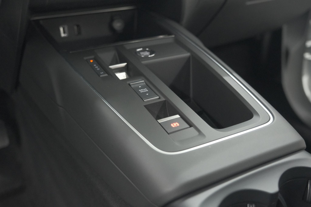 Citroen C5 Aircross 1.2 hybrid 136 e-dcs7 plus | camera | navigatie | parke