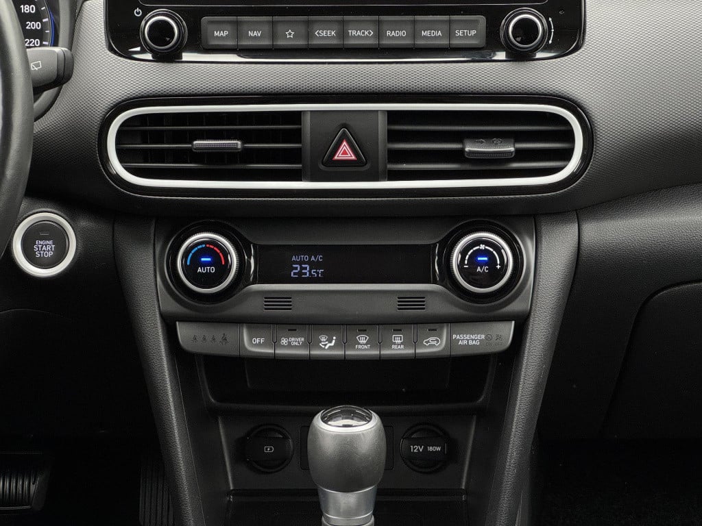 Hyundai Kona 1.6 gdi hev premium | trekhaak | head up-display | leder | sto