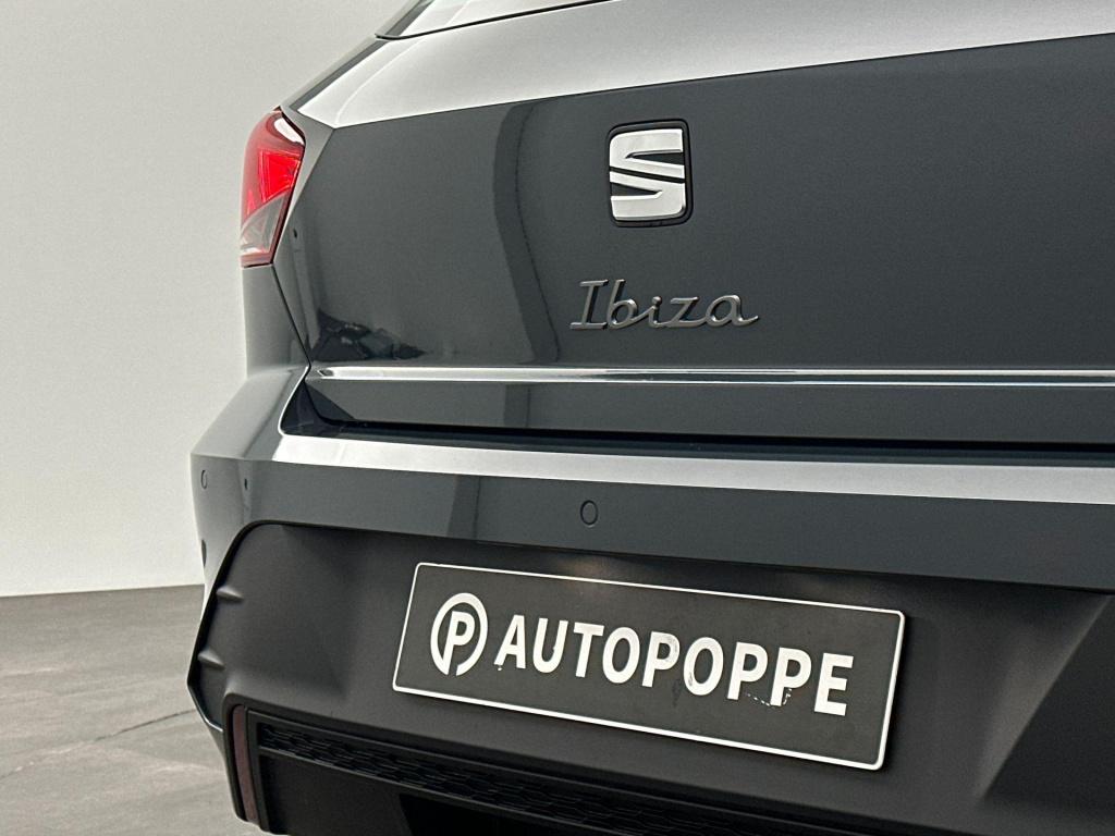 Seat Onbekend style plus 1.0 70 kw / 95 pk ecotsi hatchback 5 de