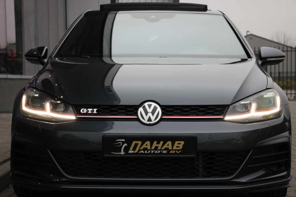 Volkswagen Golf 2.0 tsi gti | pano. | dynaudio