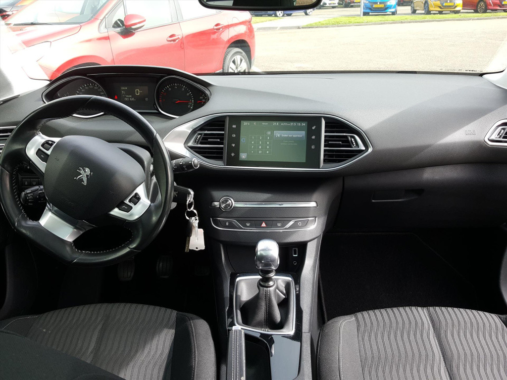 Peugeot 308 sw 1.2 pt-130pk s&s blue l. executive | navigatie | cruise & cl