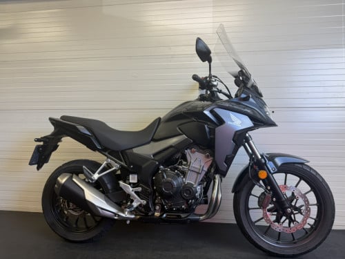 Zeer nette Honda CB500X slechts 5800km en garantie!