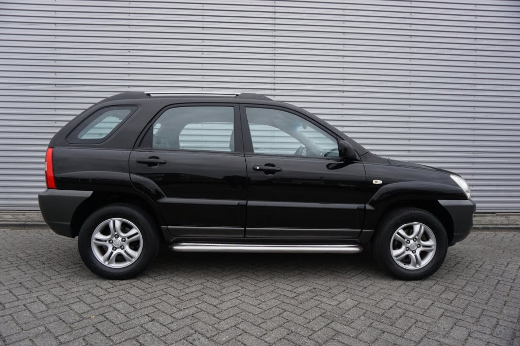 Kia Sportage 2.0 cvvt executive airco / cruise / elektr. ramen / trekhaak /