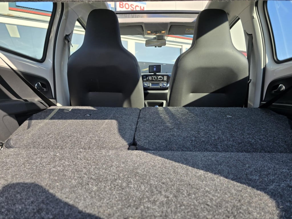 Volkswagen UP! 1.0 move up! bluemotion