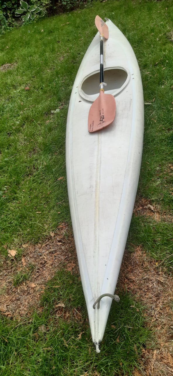 Kano    kayak  kompleet met peddel