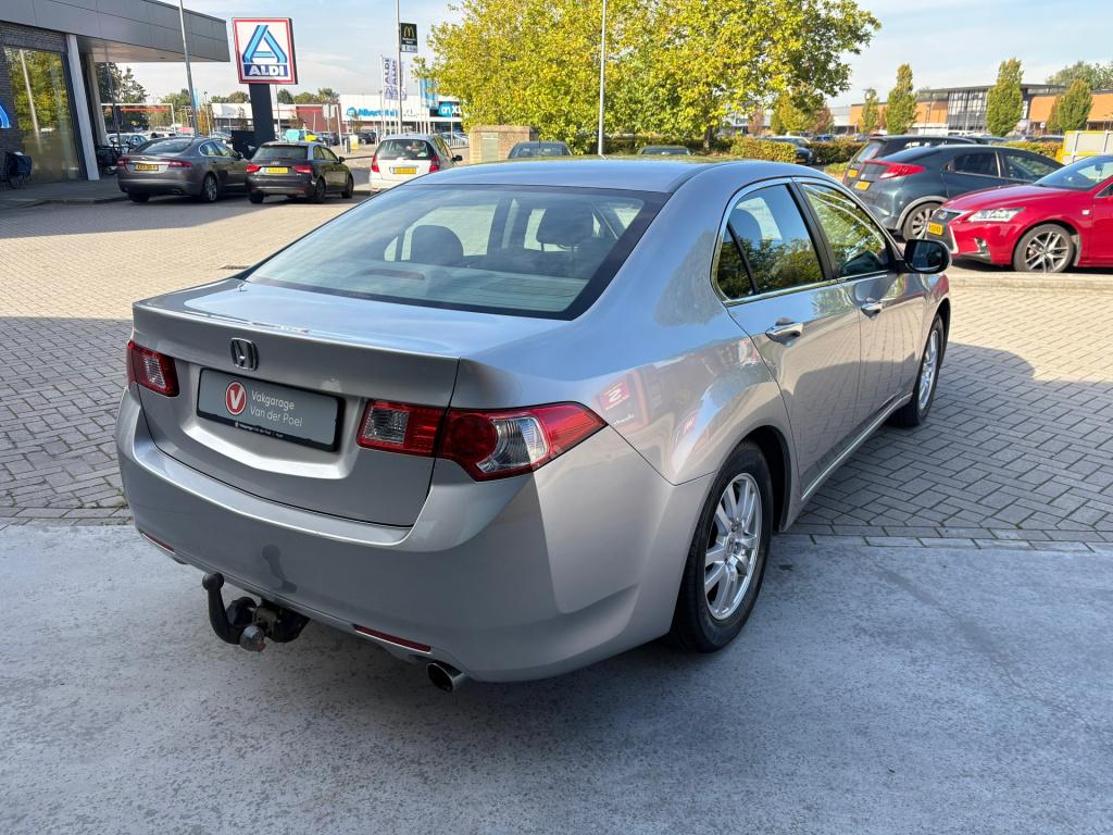 Honda Accord 2.0i elegance