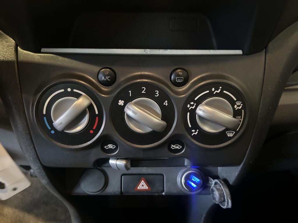 Suzuki Alto 1.0 celebration easss