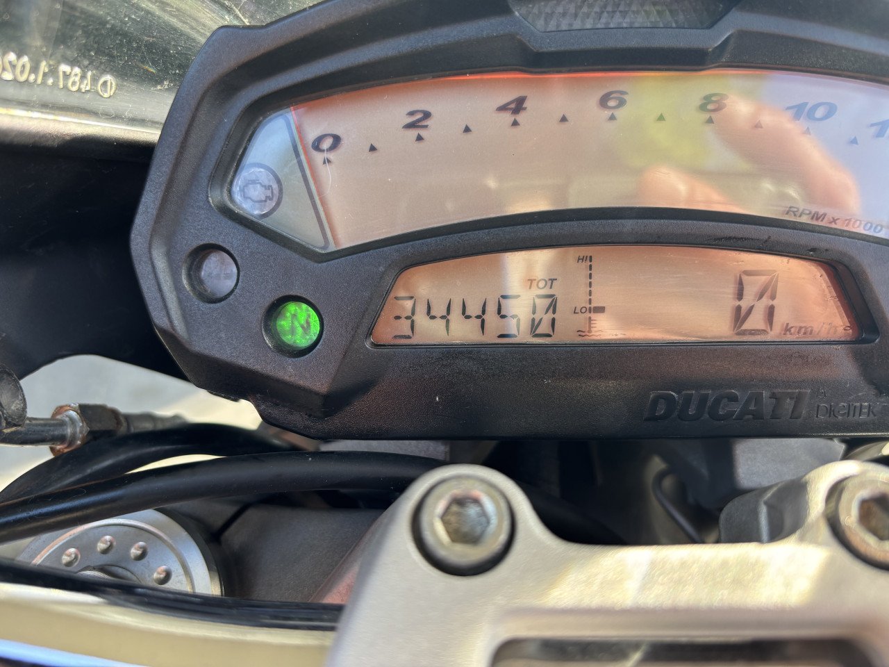 Ducati Monster 696+, 01-05-25 beurt gehad