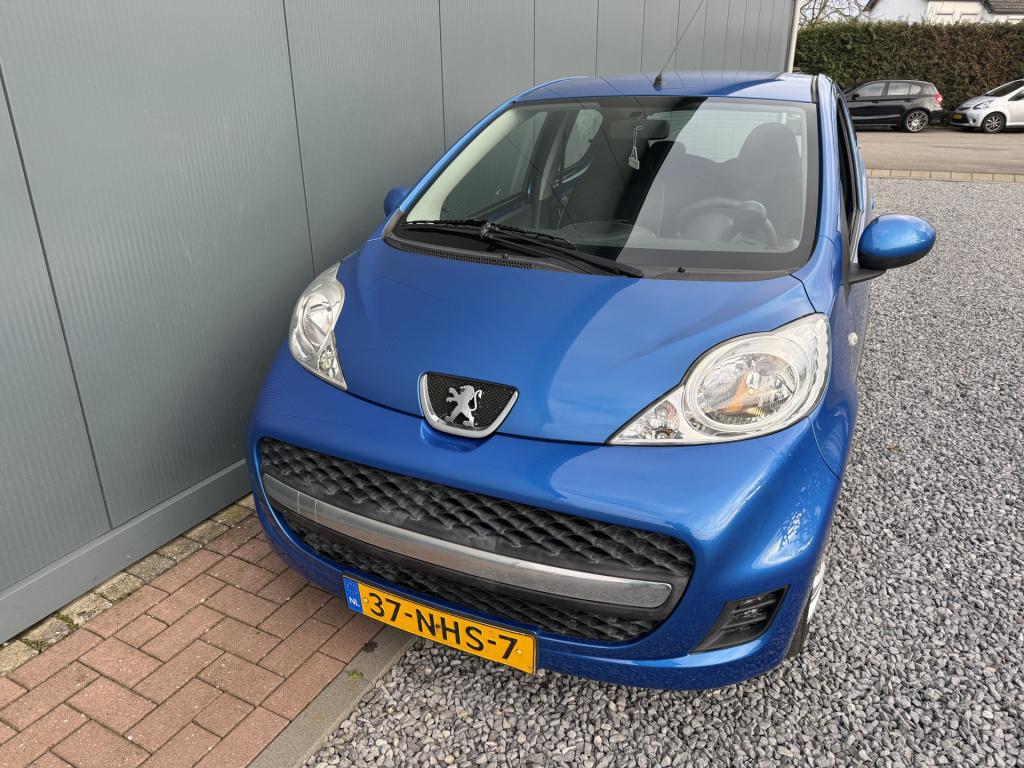 Peugeot 107 1.0-12v urban move airco 5-drs