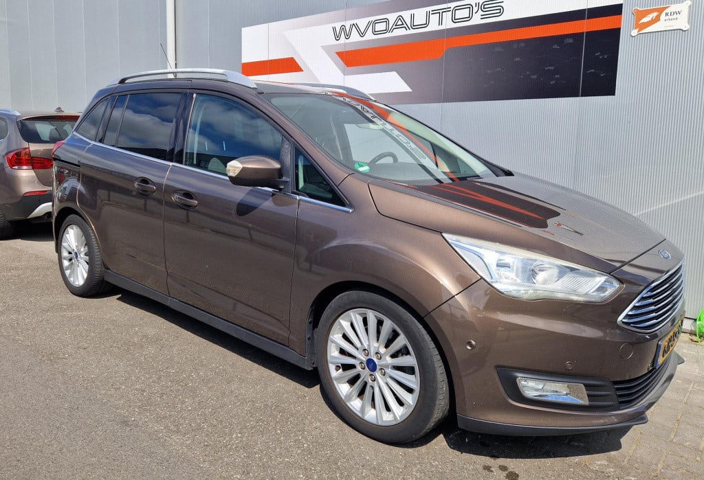 Ford Grand C-max 1.0 titanium