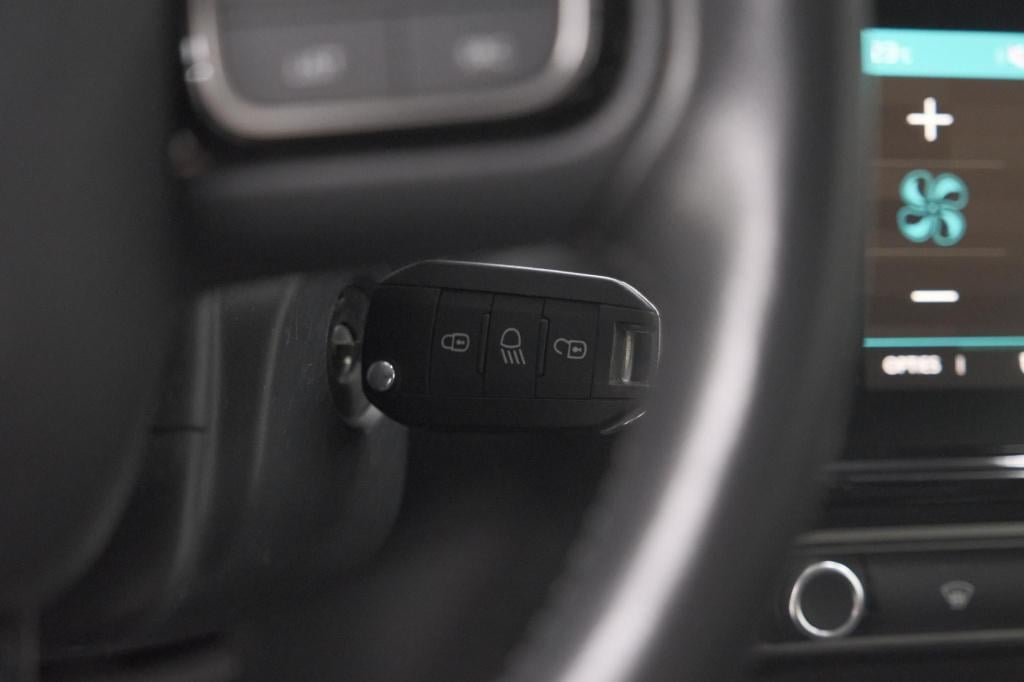 Citroen C3 puretech 82 s&s shine | trekhaak | camera | apple carplay