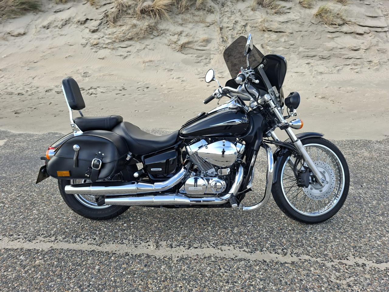 HONDA 750 BLACKSHADOW