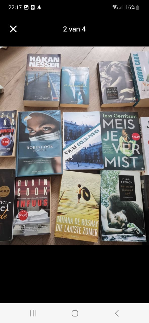 Boeken, thrillers, e.d