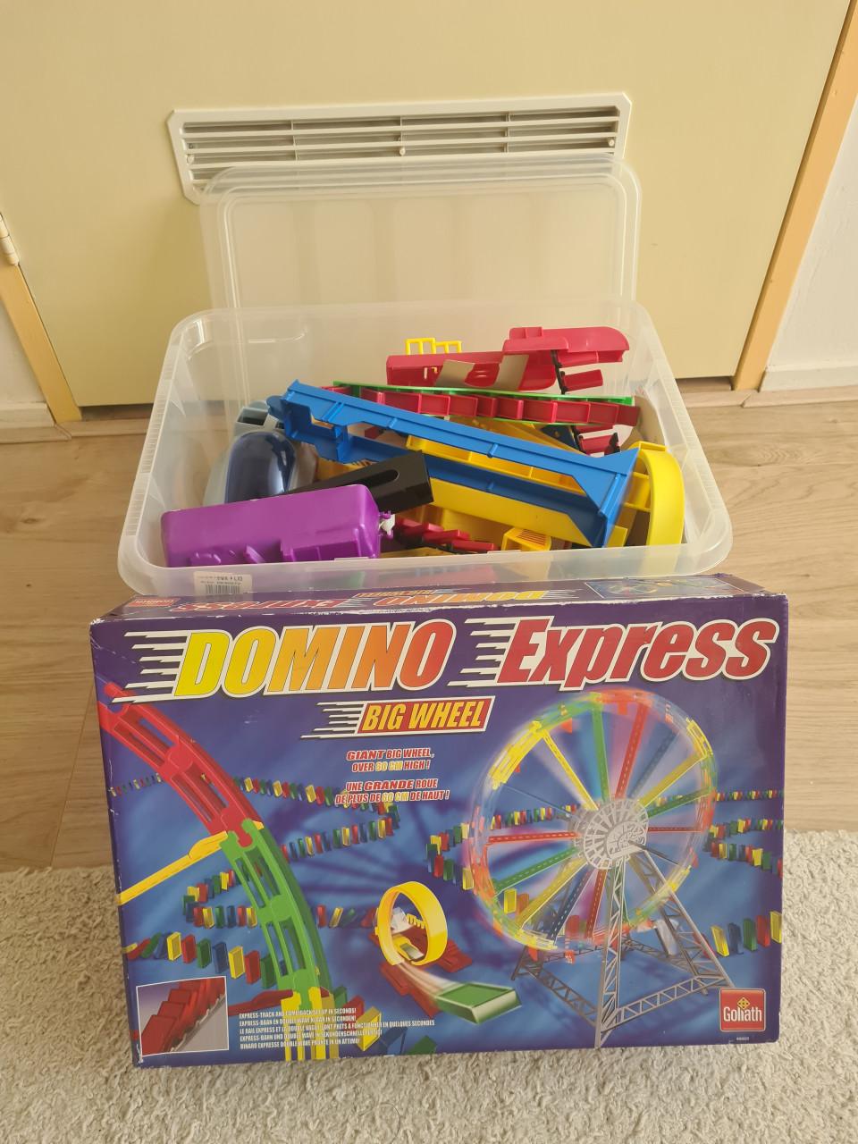 Dominostenen