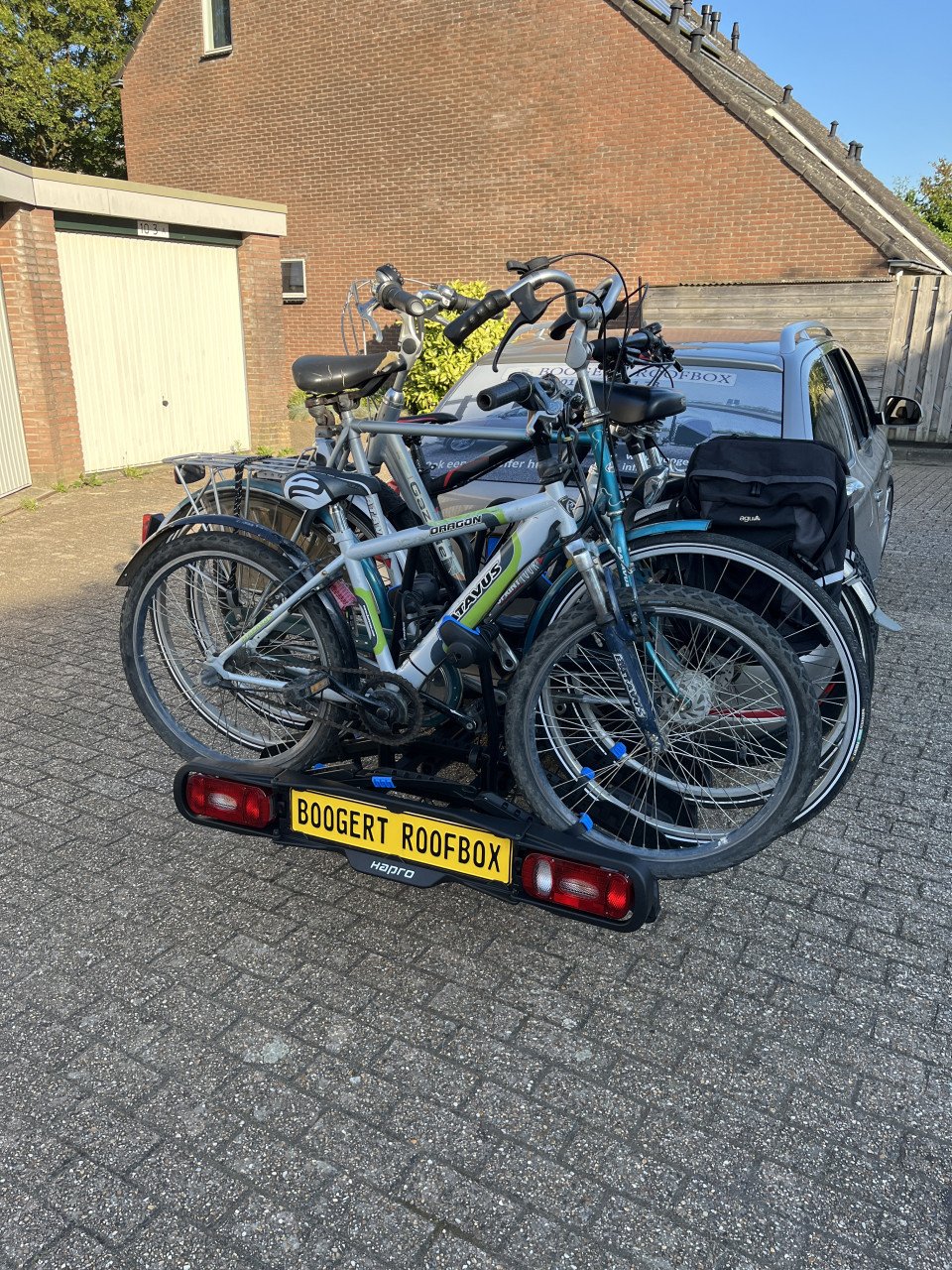 Fietsendrager voor 4 fietsen te huur