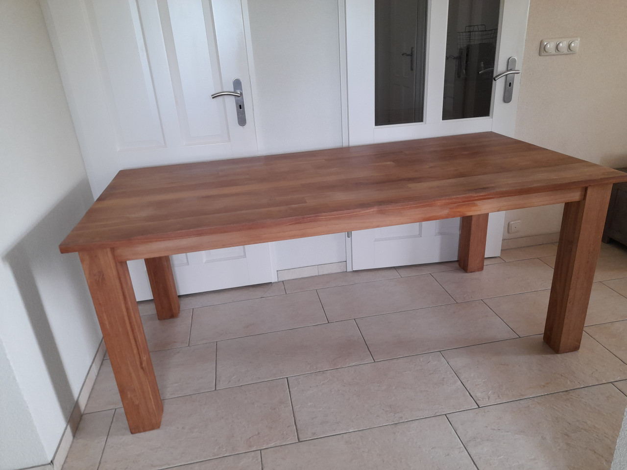 Prachtige massief houten Tafel 90 x 190 x 77,5H  (in goede staat )