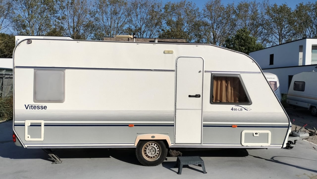 Beyerland 490 met mover en voortent