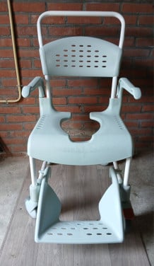 Douchestoel  en  toiletstoel  po stoel  Etac Clean