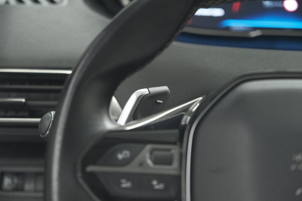 Peugeot 3008 puretech 130 eat8 blue lease premium | camera | elektronische 