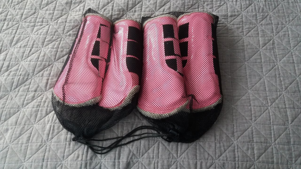 Beenbeschermers roze