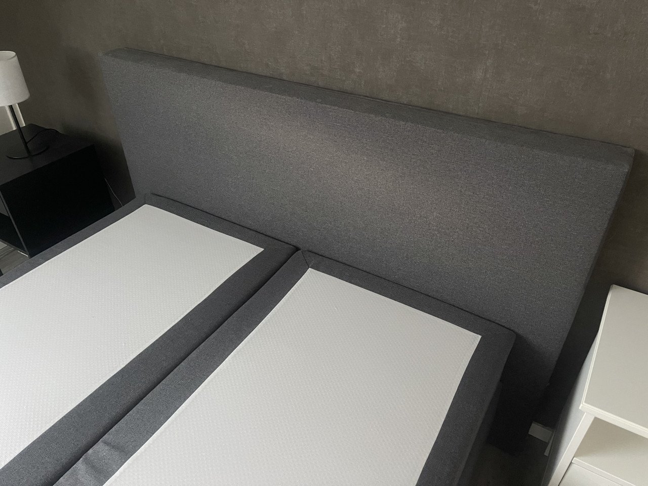 Boxspring Twijfelaar 140x200 - Grijs