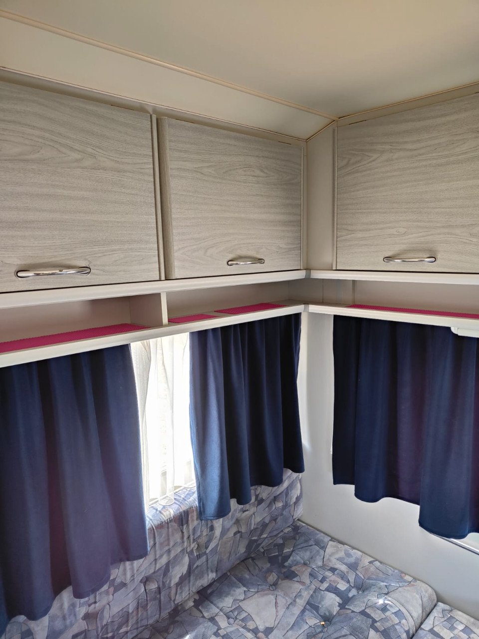 Caravan Delta 3900TZ