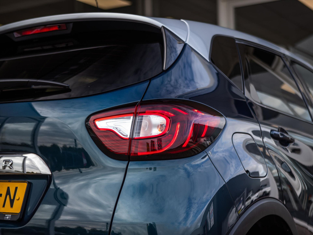 Renault Captur tce 150 intens | automaat | parkeer sensor | panodak | navi 